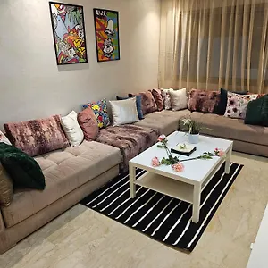 Luxury Living 3 Bedroom With Beautiful Balcony Space, الدار البيضاء
